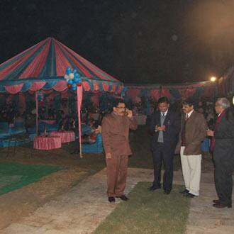 Hotel Yu Turn Sarai, Noida 4